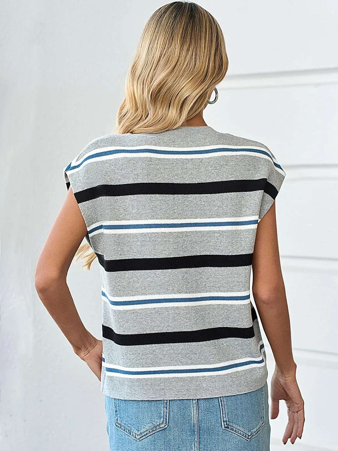 Womens Sleeveless Sweater Vest Crewneck Cap Sleeve Knit Tops Trendy 2025 Summer Business Casual Shirts Tank Top